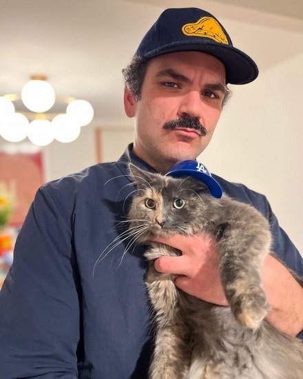 Ian Karmel with his lovely pet Eddie